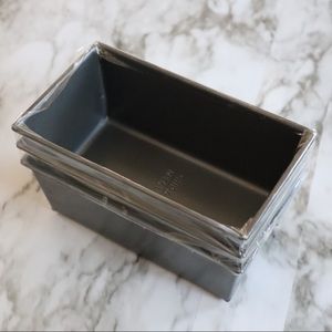 6 inch x 3 inch wide x 2 inch height baking mold